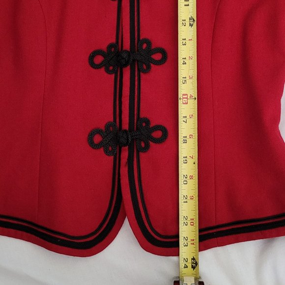 Stephanie Cueller 2 pc suit - Picture 7 of 11